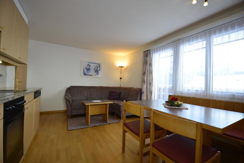 Haus Orion Apartment Saas-Fee Phòng bức ảnh